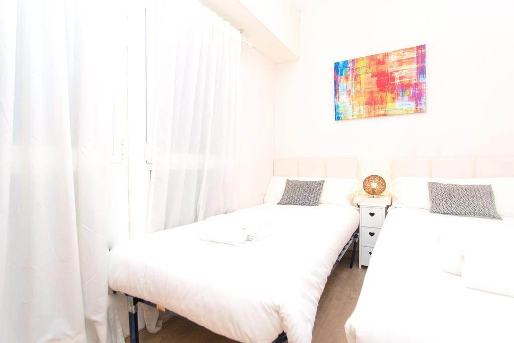 Apartment Bright Sagrada Familia برشلونة الغرفة الصورة